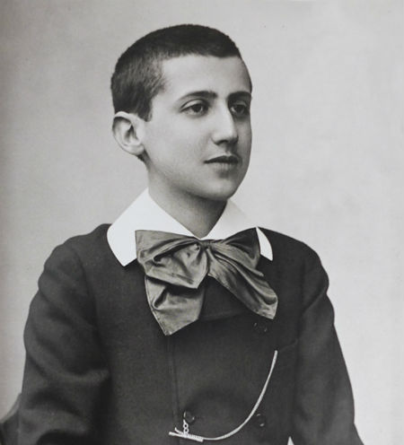 A 15 year old Proust Marcel Proust photographed in 1887 by Paul Nadar