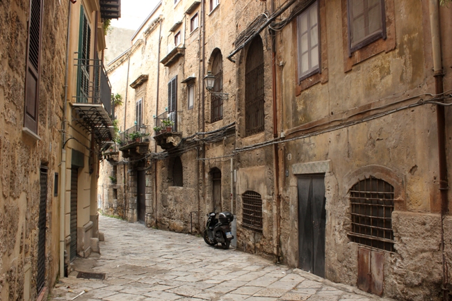 Alleyway in Palermo