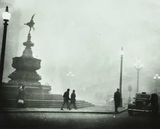 About half as many Londoners died from the Great Smog as did from bombs during WWII. Piccadilly Circus, London (1952) Credit: LCC Photograph Library, London Metropolitan Archives Collection