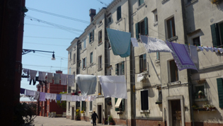 Washing lines on the Giudecca – Photo Gill McBride Washing lines on the Giudecca – Photo Gill McBride