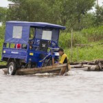 River transport on the Amazon near Iquitos, the largest city in the Peruvian rainforest. Photo © Gianni Bernacchia