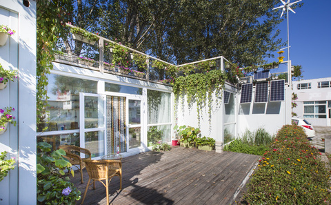 Life in a shipping container in Beijing