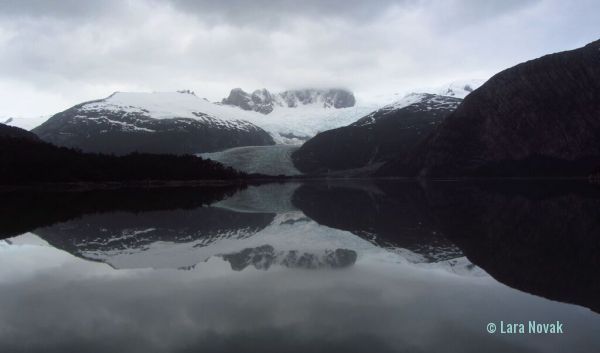 Arriving in Seno Pia. Photo © Lara Novak