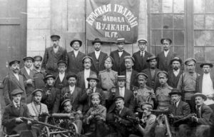 October 1917: Red guard unit at the Vulkan factory in Petrograd. Source: Public Domain.